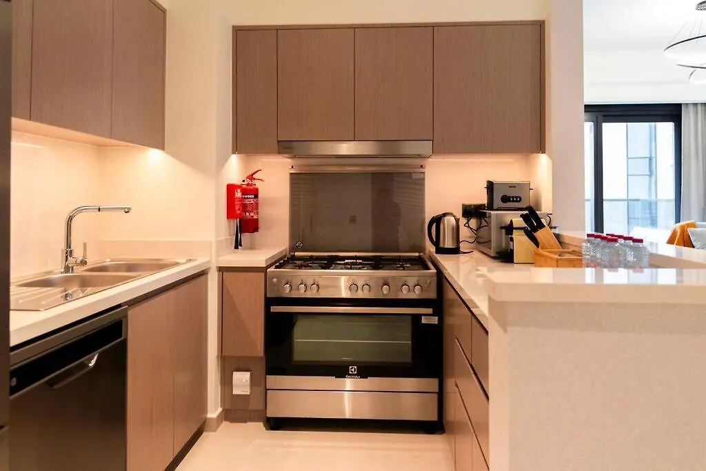 Burj & Fountain Views - Large Apt For 12 Guests! Dubai 0*,  United Arab Emirates