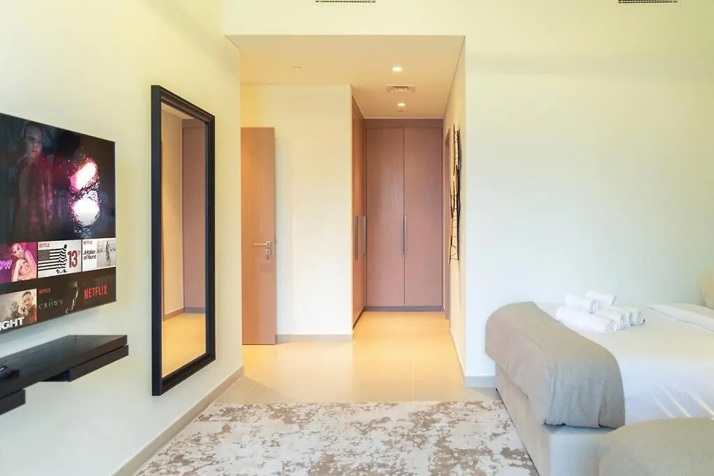 Apartment Burj & Fountain Views - Large Apt For 12 Guests! Dubai United Arab Emirates