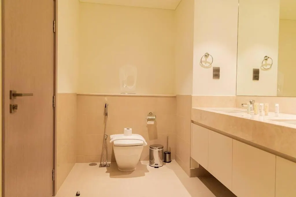 Apartment Burj & Fountain Views - Large Apt For 12 Guests! Dubai